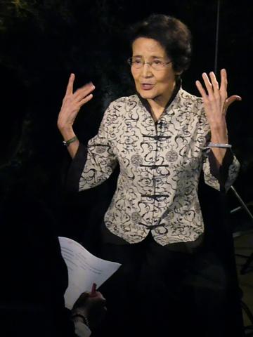 周小燕接受上海广播电视台文献纪录片《1949：接管大上?！凡煞?jpg